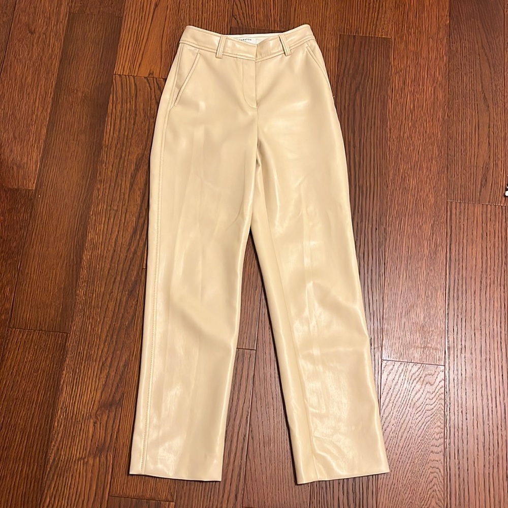 NWOT Babaton Command Pant